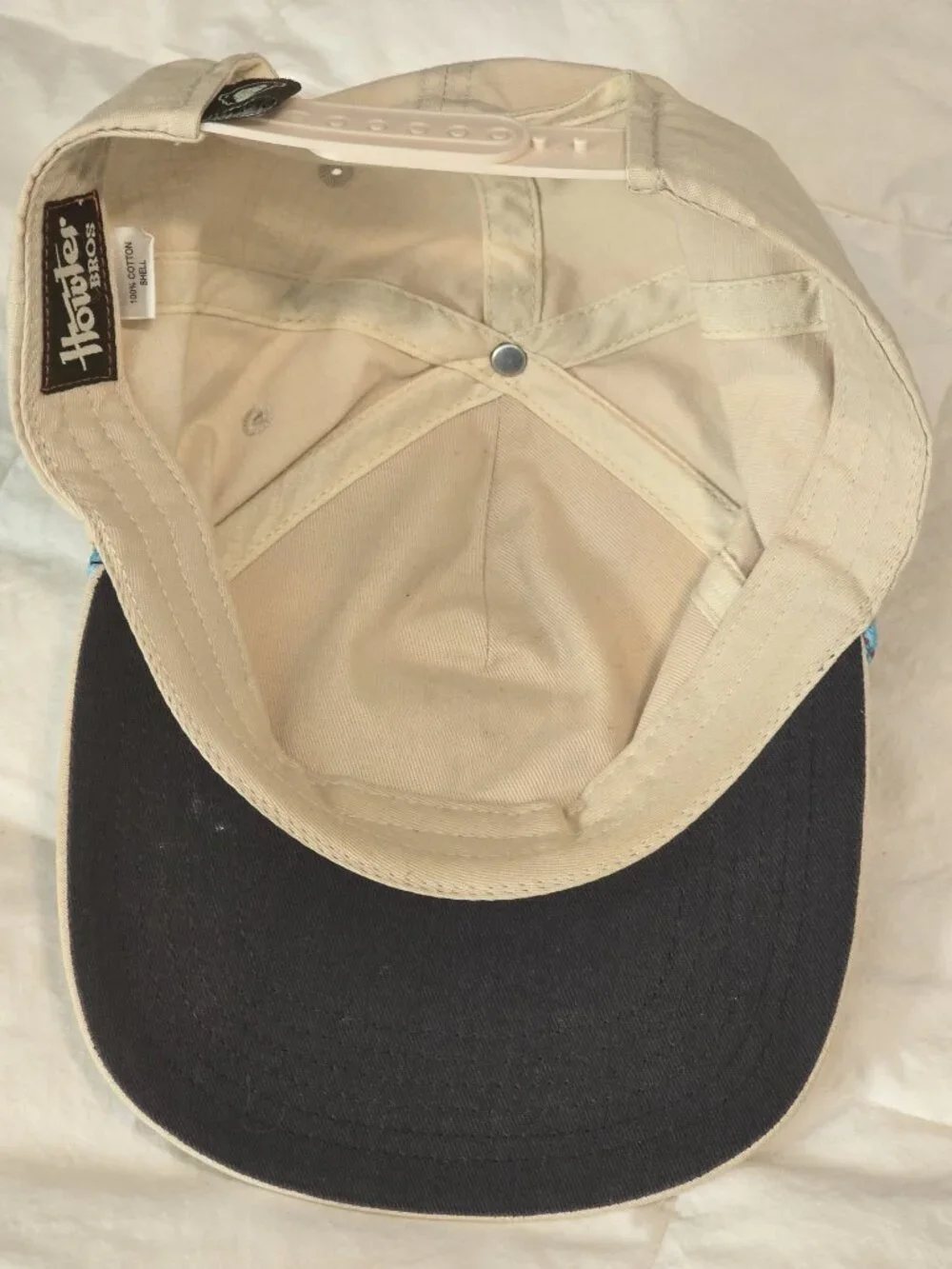 Howler Bros Toucan Snapback - Off White